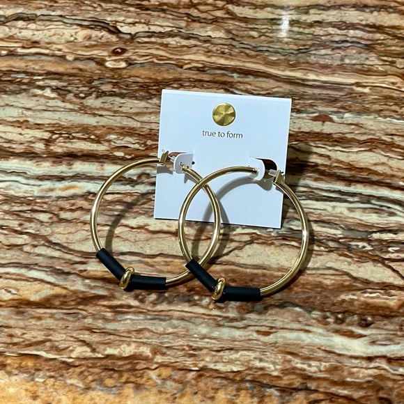 True To Form - Picture 7 of 14